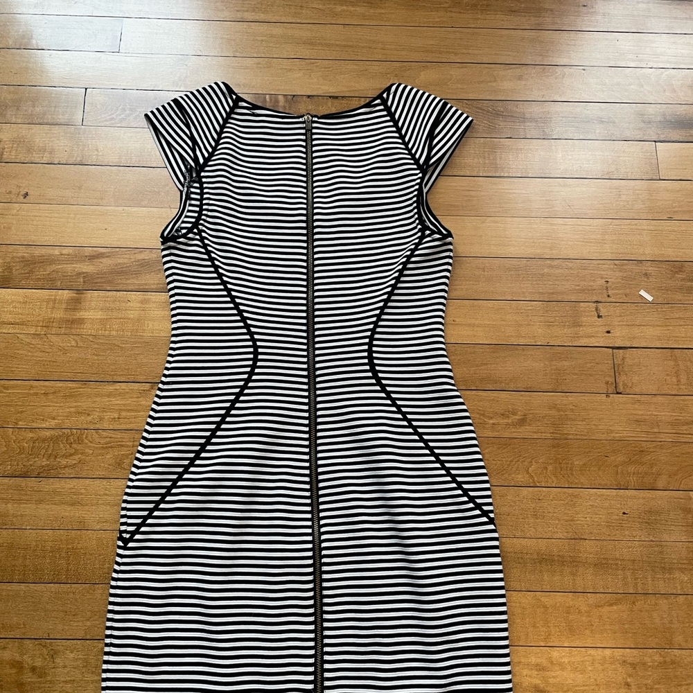 Express Stretch Knit Cocktail Dress, Size 4, $25 obo